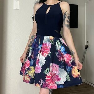 Floral keyhole dress